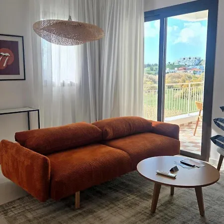 1br Serviced With Pool & Premium Amenities Voroklini