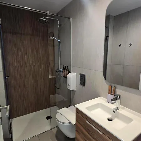 아파트 1br Serviced With Pool & Premium Amenities *